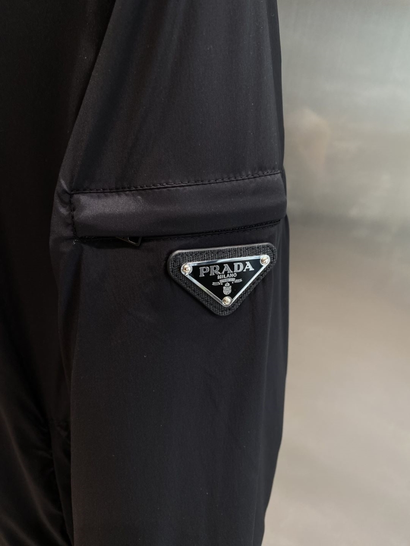 Pra*a outwear